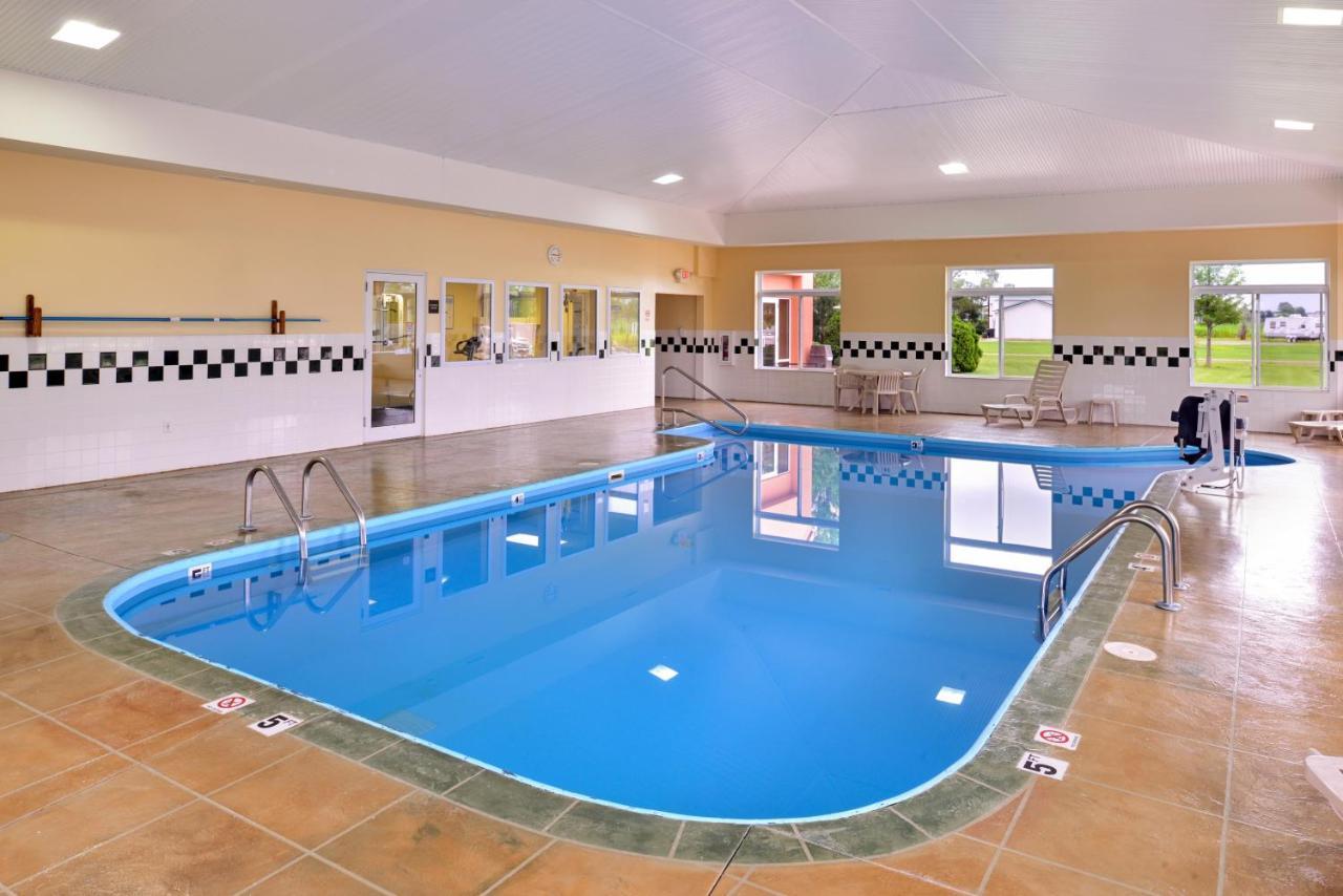 Red Roof Inn Clyde Экстерьер фото