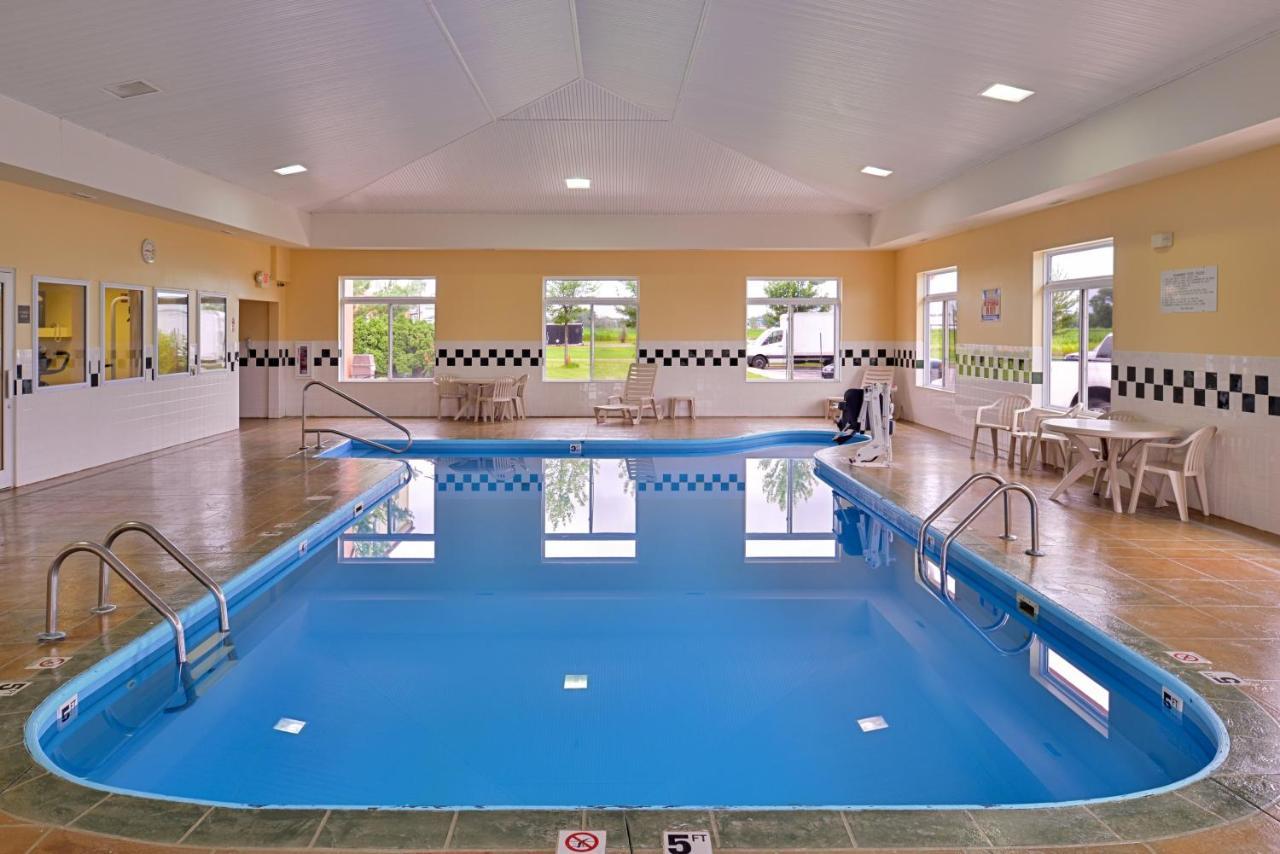 Red Roof Inn Clyde Экстерьер фото
