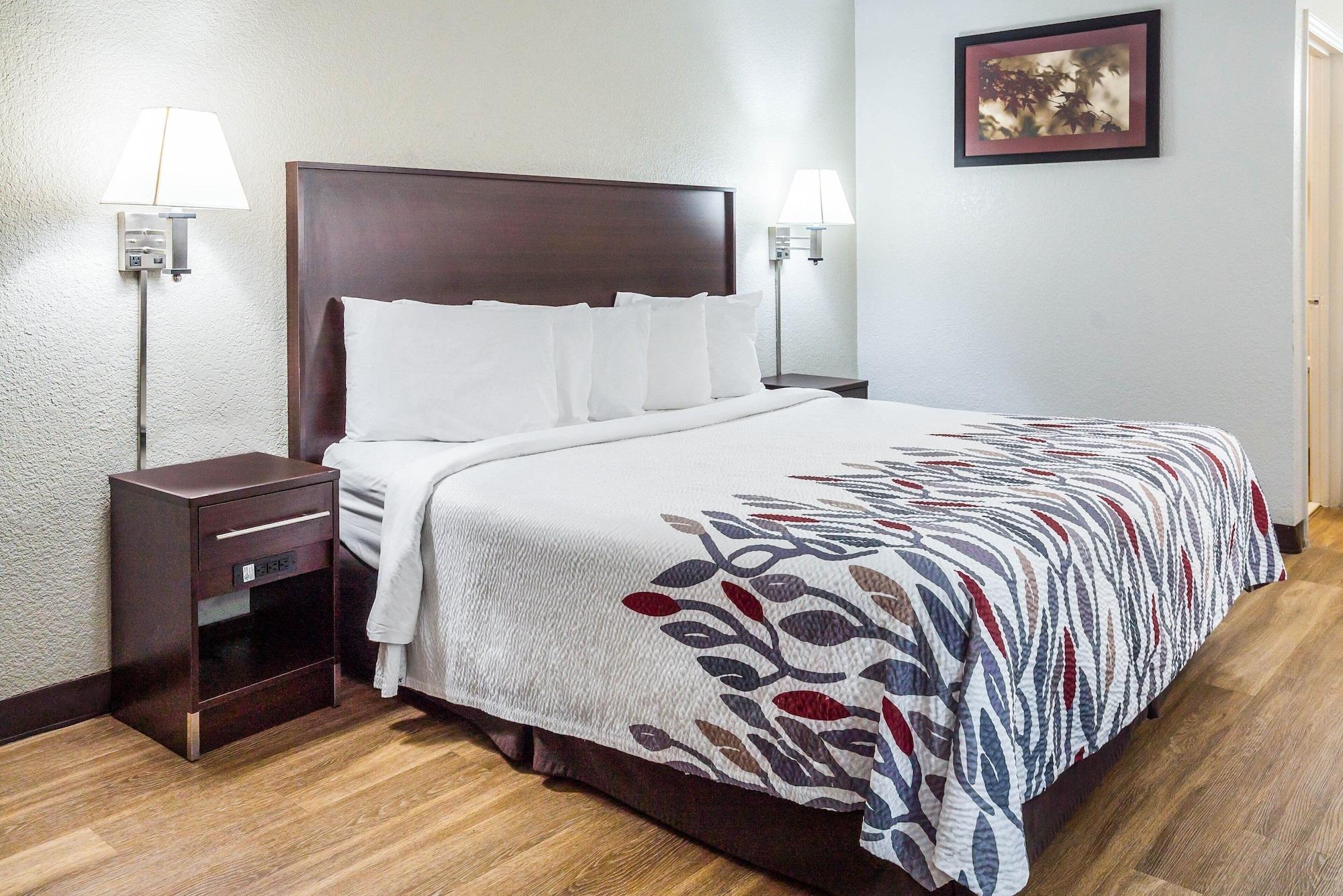 Red Roof Inn Clyde Экстерьер фото